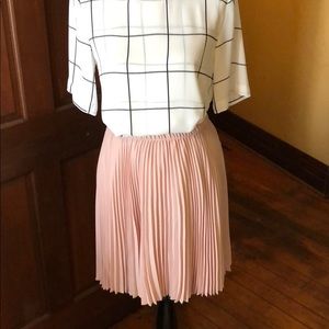 Banana Republic rose/blush pleated skirt.